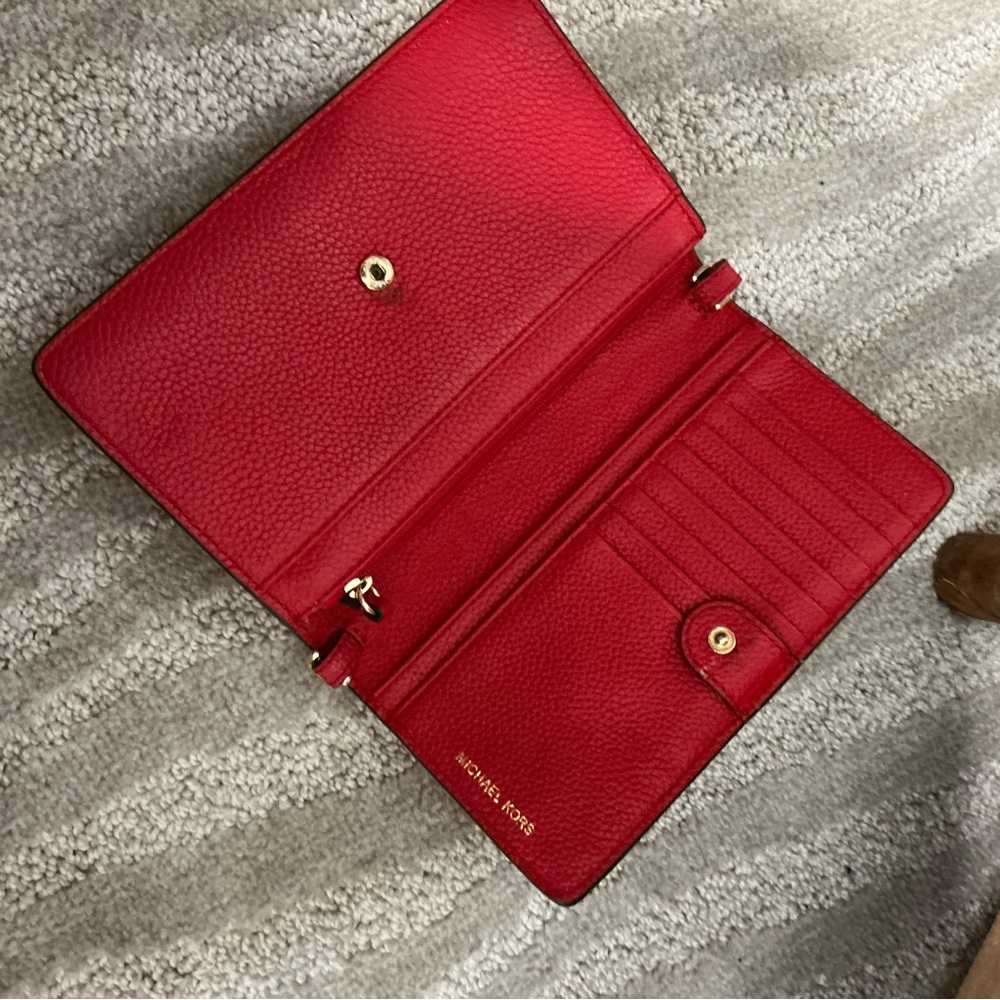 Michael Kors Leather Wallet with removable (Red Braided/Custom Faux Pearl chain - Picture 8 of 14